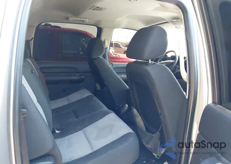 2007 Chevrolet Silverado 1500 Ls from USA, damaged, VIN 2GCEC13C971717147